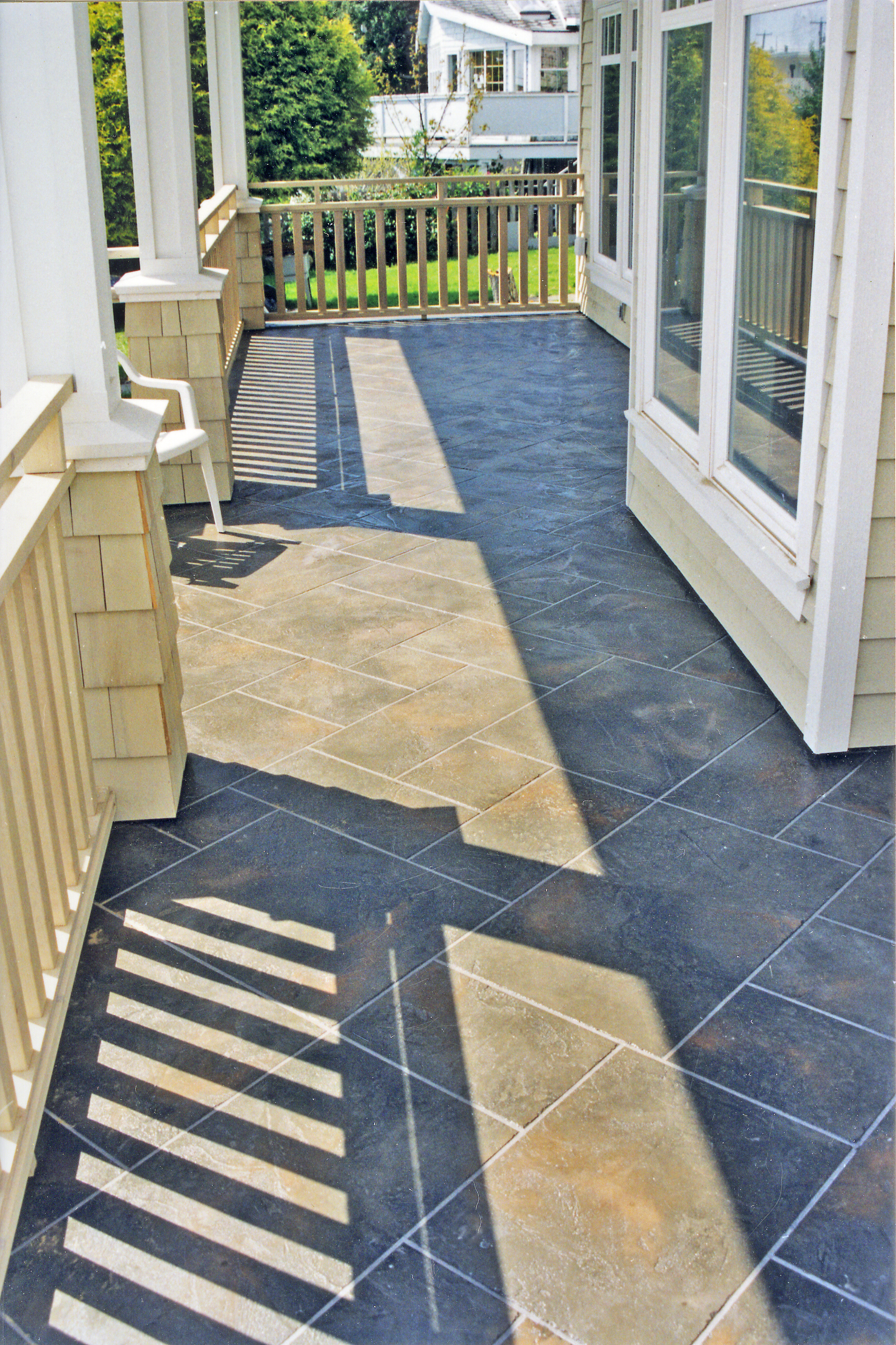 StoneCraft porch with slate pattern surfacing